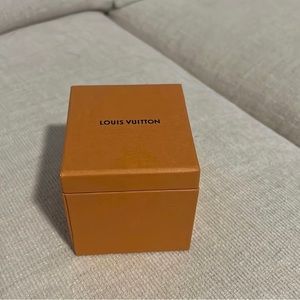 Louis Vuitton box with storage and dust bag